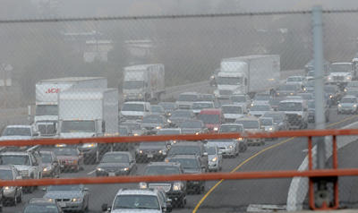 http://extras.mnginteractive.com/live/media/site234/2013/1114/20131114__nmij1118traffic%7E1_400.JPG
